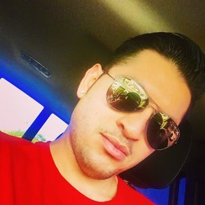 Meet your Posher, Manuel